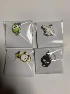 サンリオ　ダブルチャーム