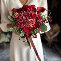 ワインレッドダリア×カラークラッチブーケ