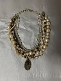 グレーコンチネンタル　ネックレス　ラインストーン　パール調