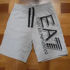 未使用　EMPORIO ARMANI ショートパンツ　グレーSIZE:EUR Mのサムネイル