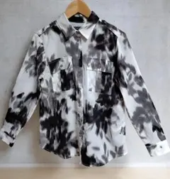 BANANA REPUBLIC DILLON モノクロ柄長袖シャツ　サイズ S