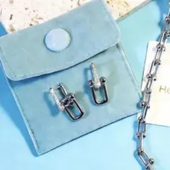 【Tiffany/ハードウェア風】シルバーピアスのサムネイル