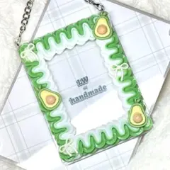 W676 ホイップデコ　硬質トレカケース 緑 アボカド 白 野菜 リボン