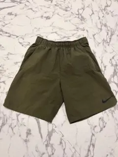 Nike Dri-FIT オリーブ色 ショートパンツ S ランニング サッカー