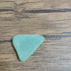 緑色の三角形ルース