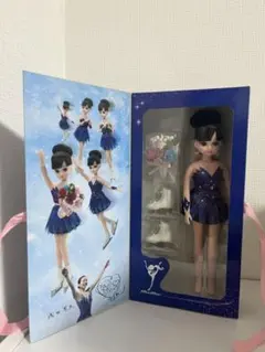 Licca × Mao Asada（リカちゃん × 浅田真央） 切手・趣味の通信販売｜スタマガネット 浅田真央・リカちゃん