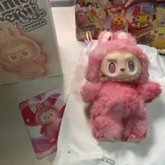 正規品　LABUBUラブブ Big into Energy Love ラブ　愛