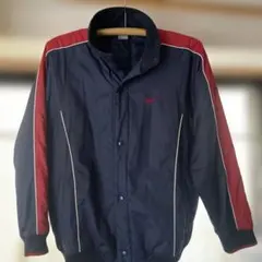 セール価格　Nike ナイロンジャケット ネイビー/レッド