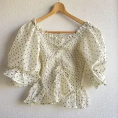 one after anotherNICE CLAUPフリル バルーン袖ブラウス