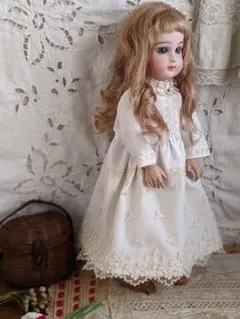 Item thumbnail for item fe04baea-a804-452d-916c-8062e388ad6f