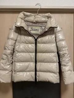 Herno ベージュ ダウンジャケット　42