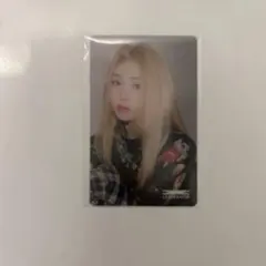 LESSERAFIM ユンジン