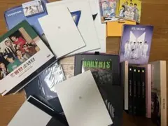 BTS まとめ売りトレカ ステッカー ポストカードなど - メルカリ