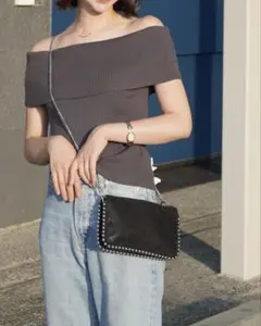 ZARA スタッズ付き　ウォレット型ショルダーバッグ　美品