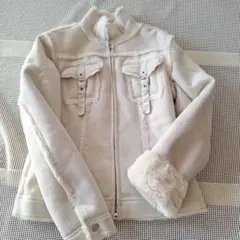 【BEATRICE】ホワイトファー付きムートンジャケット　クリーニング済み