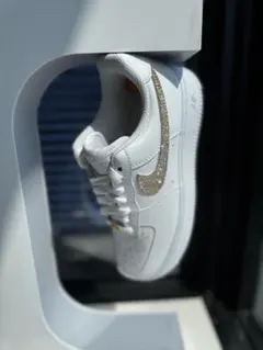 Nike Air Force 1 ホワイト ゴールドストーン