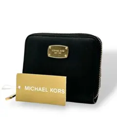 【未使用】MICHAEL KORS 　黒　 二つ折り財布　保管品　大人気モデル