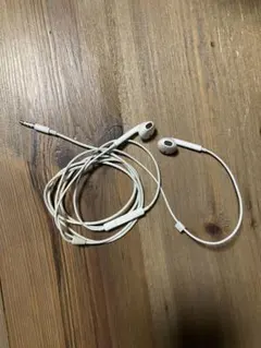 iPhone 純正 有線イヤフォン 3.5mmジャック