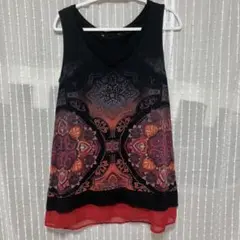 Desigual タンクトップ