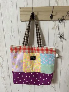 パッチワークのレトロ可愛いトートバッグ A