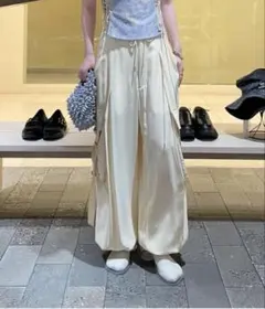 【値下げ】akiko aoki ワイドパンツのサムネイル