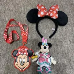 ミニーマウス 耳カチューシャ ぬいぐるみ パスケース セット