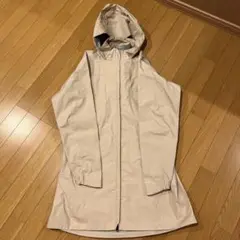 パタゴニア　レディースLサイズ　コート　クリーム色　patagoniaのサムネイル