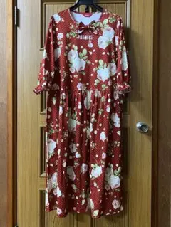 ぽむ様ご購入希望　ピンクハウス　総柄カットソーワンピース　ローズ