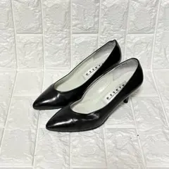 ❤️23.5cm❤️エッセレ ブラック レザー パンプス essere