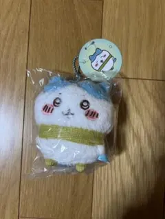 ちいかわ ぬくぬくの装いマスコット (ハチワレ)