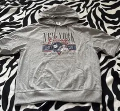 処分価格‼️NFL New York Giants パーカー Sサイズ グレーのサムネイル