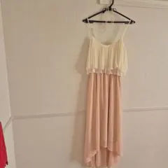 INGNIフリル付きロングドレス（クリーム・ピンク）