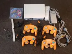 【すぐ遊べるセット】Wii本体＋桃鉄＋GCコントローラー4個付き