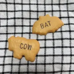 たべっ子どうぶつ　ビスケットマグネット　BAT COW