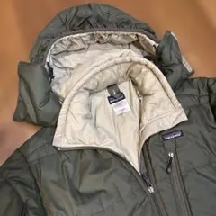 patagonia フード付きダウンジャケット S オリーブグリーン