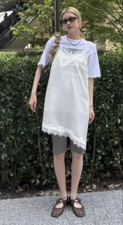 AMERI VINTAGE サテンキャミソールのみのサムネイル