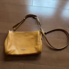 COACH ショルダーバッグ イエロー