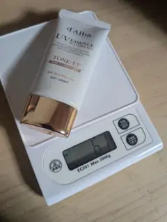 ダルバ　トーンアップサンクリーム　日焼け止め　50ml