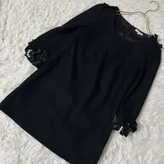 TO BE CHIC 袖フリル付きワンピース ブラック 40