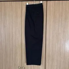 タックワイドパンツ　ユニクロ　Ｍ　黒