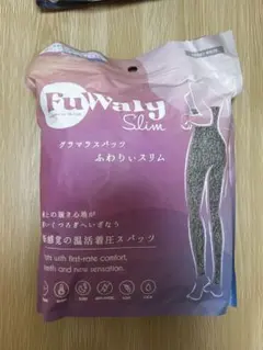 fuWaly Slim 着圧ソックス SMOKY WHITE