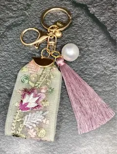 ■インド刺繍リボンのキーホルダー■送料無料■バッグチャーム■