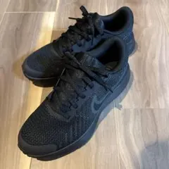 【未使用】Nike ブラック スニーカー　23.5 箱無し
