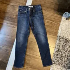 140cmキッスLevi's 311 デニムパンツ 24のサムネイル