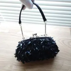 パーティバッグ ブラック ビーズ キラキラ 黒 結婚式 謝恩会 二次会