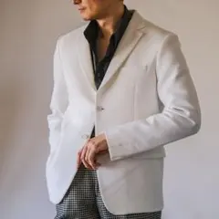 <美品>LARDINI シルク100% 春夏 ホワイト ジャケット サイズ42 美品>LARDINI シルク100% 春夏 ホワイト ジャケット サイズ42 - メルカリ