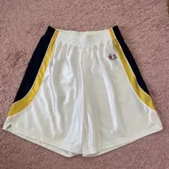 チャンピオン　バスケウェア　バスケパンツ　ハーフパンツ　Mサイズのサムネイル