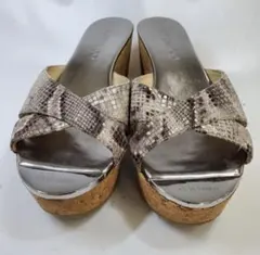 JIMMY CHOO パイソン柄 コルクウェッジサンダルのサムネイル