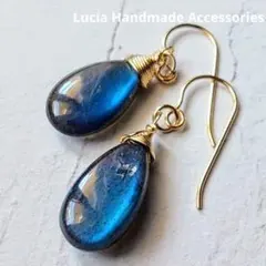 【25日まで半額！】大粒ラブラドライトの一粒ピアス