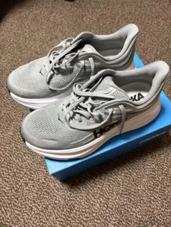 HOKA BONDI 9 グレー 25.5cm ワイド 走行10km ボンダイ9のサムネイル